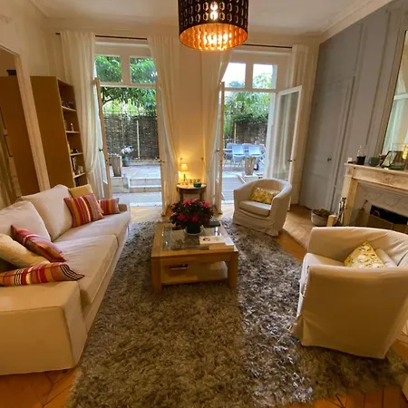 Appartement Magnifique Avec Terrasse A Cote De La Tour Eiffel