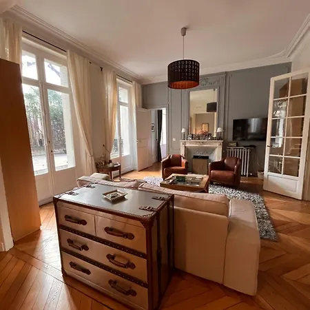 Magnifique Avec Terrasse A Cote De La Tour Eiffel *